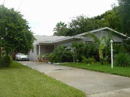 front view with driveway - new pic