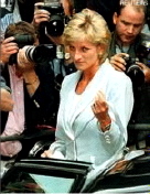 picture: Princess Diana alighting from auto on day Divorce is Announced