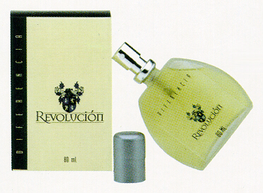 A sa�da fresca composta por notas c�tricas de bergamota e nuances alavandadas combinada com o corpo arom�tico-spicy de cuminho, tomilho, anis e cravo conferem maior personalidade � fragr�ncia. O fundo amadeirado, enriquecido pelas notas de patchouly, musgo de carvalho e musk completam o fasc�nio desta cria��o