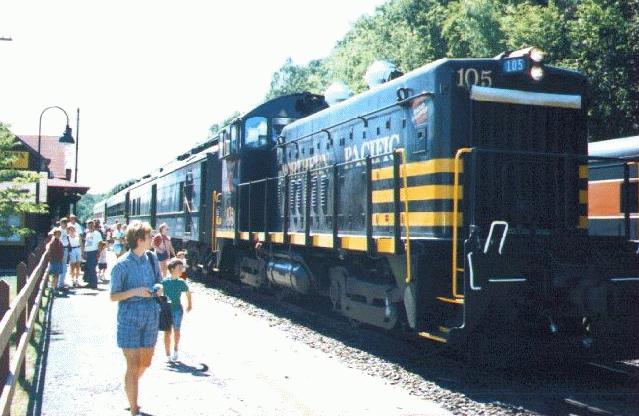  EMD SW1200 # 105 