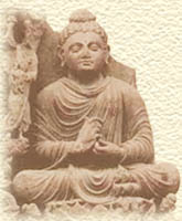 Buddha = Iluminado, o mais famoso viveu 500 anos antes de Cristo, onde hoje � o Nepal. 