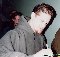 Jason dando aut�grafos