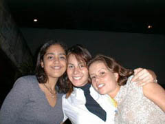 Las chicas... por eso al Roberto le gusta Venezuela!