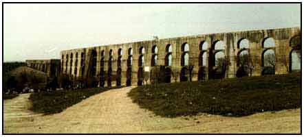 Aqueduto da Amoreira