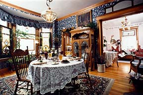 Photo of Dining Room (22KB)