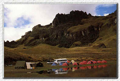 Yana Urcu Campsite - �Marco Cruz