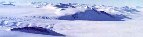 Lloyd Icefall tumbles into the Rennick Glacier N�v�.
