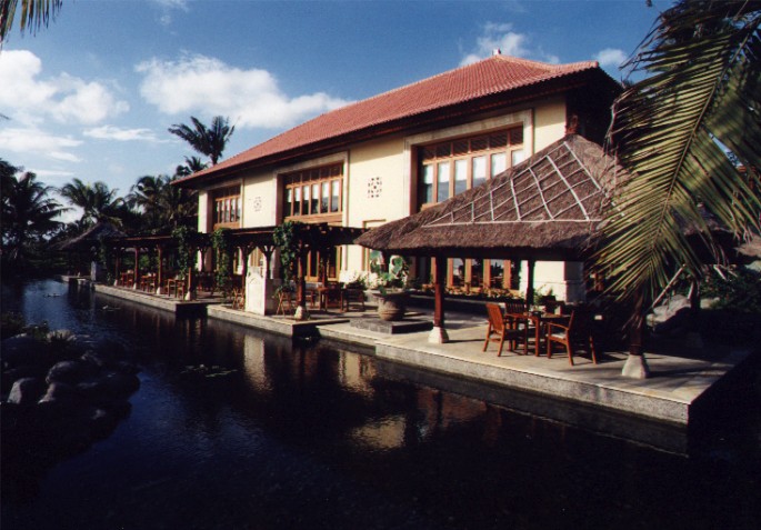 Exterior view of Main Restaurant/Trellis of Le Meridien Hotel, Bali