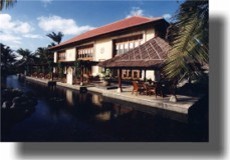 Exterior view of main restaurant