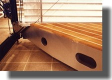 Floor panel/column detail