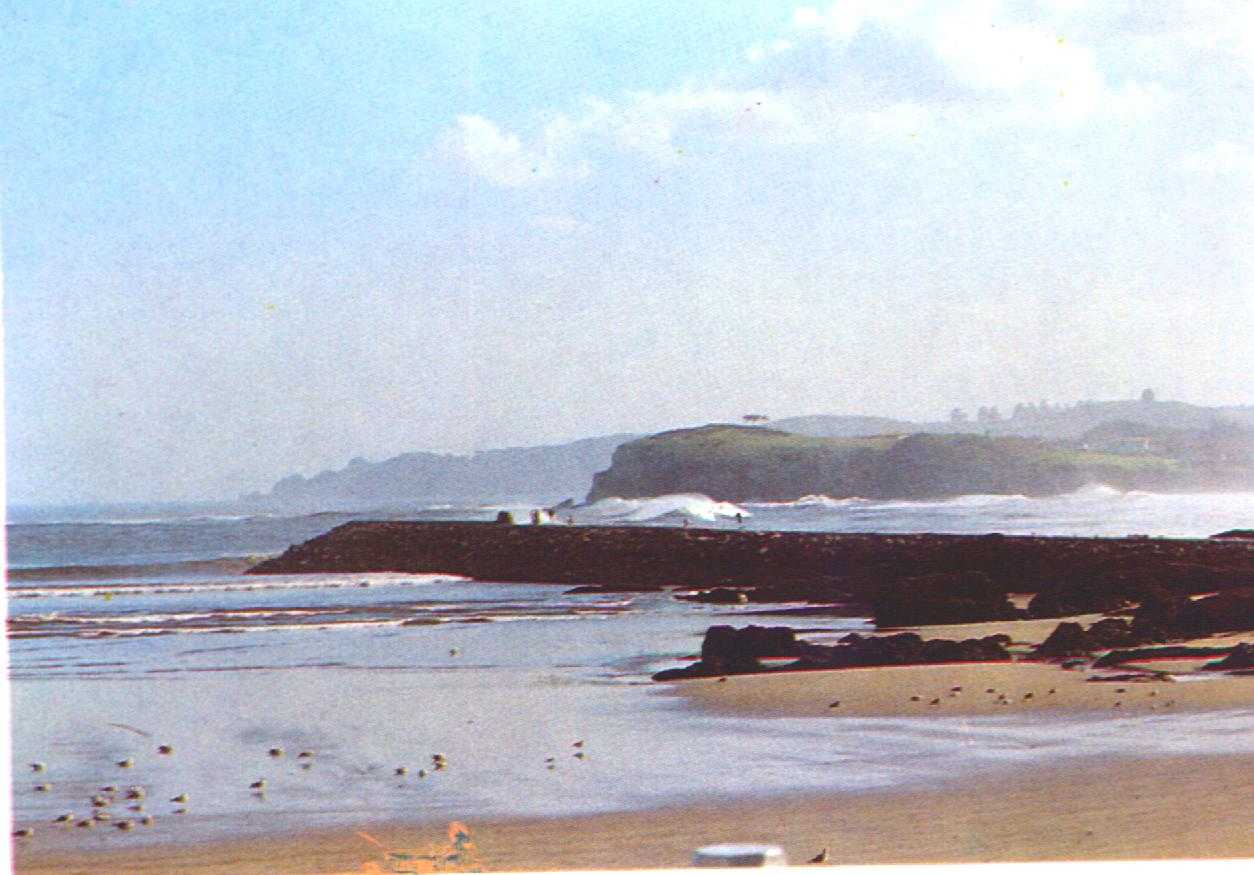 lugaplaya.jpg (97556 bytes)