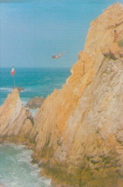 Cliffdiving.jpg (66778 bytes)