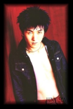 J... in absolute Red ^.~