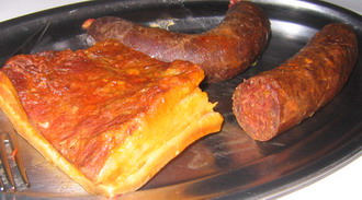 Tocino y chorizos