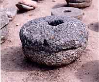 Piedra de molino manual, muy abundante en la mayor�a de los yacimientos