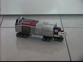 daimos1.jpg (15761 bytes)