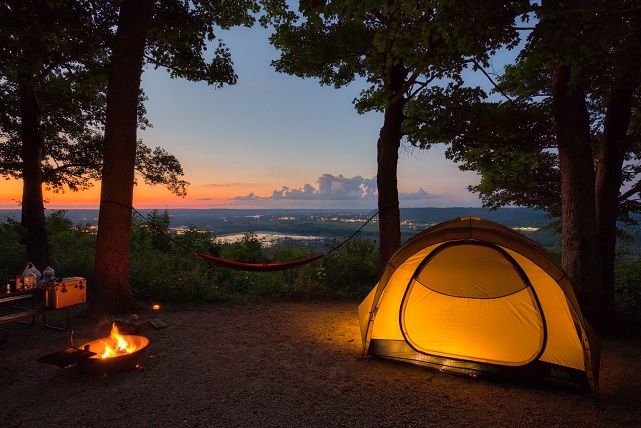 10 ways to stay dry when camping