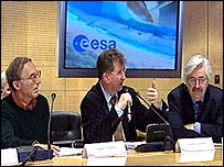 Marty Tomasko (izquierda, Jean Pierre Lebreton (centro), David Southwood (derecha