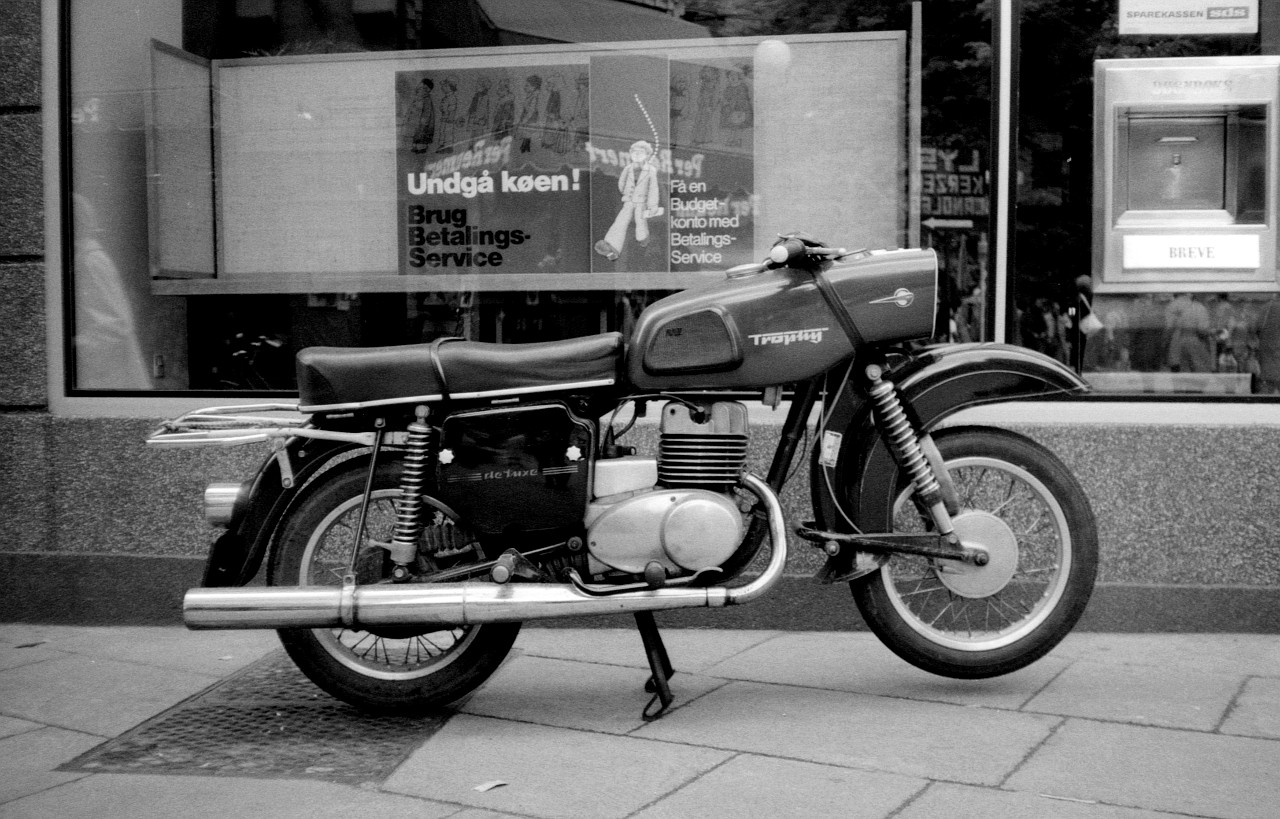 MZ ES-250 Trophy de luxe i København år 1975. Foto: Erik Jonsson