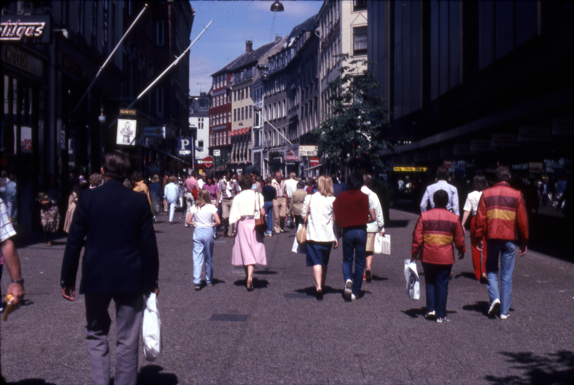 358124P0001 København 1981