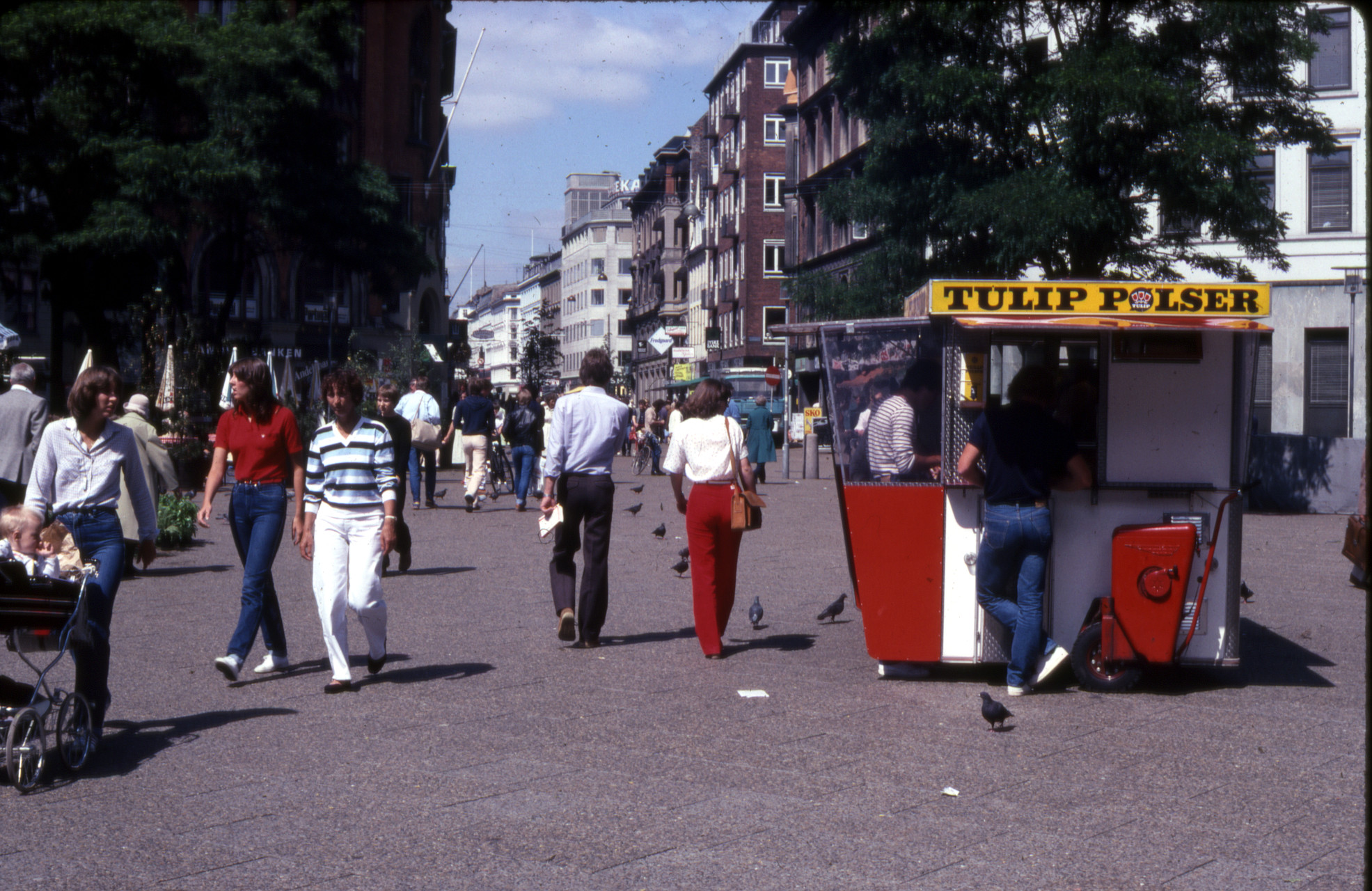3581240003 Pølsevogn i København 1981