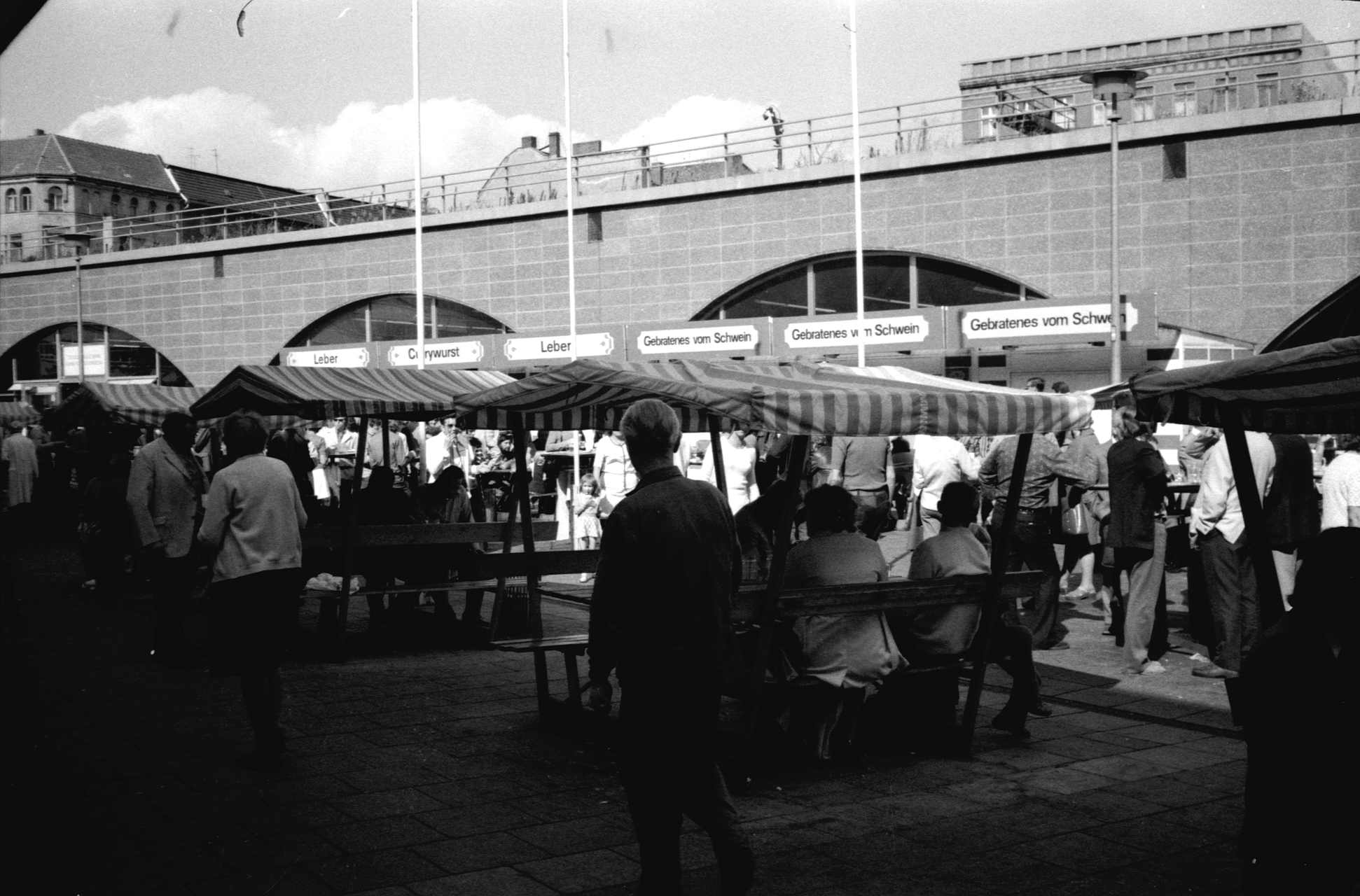 Uteservering, Berlin 1975. Foto: Erik Jonsson