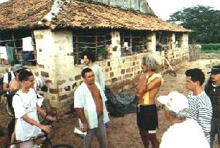 Pesquisadores na fazenda