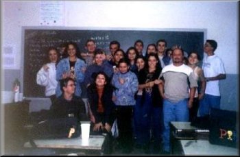 Alunos envolvidos no Projeto Leitura e Produ��o em Meio Eletr�nico