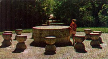 Targu - Jiu -  Masa tacerii - Constantin Brancusi