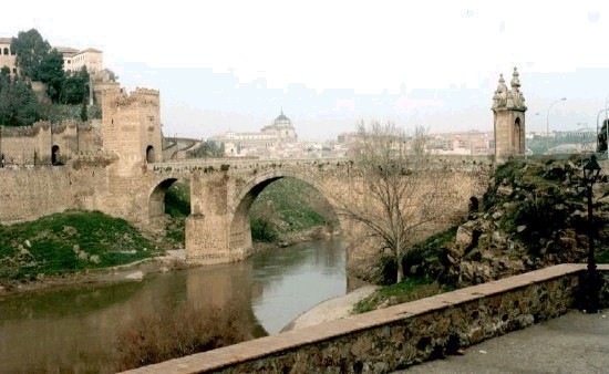 Alcantara Bridge