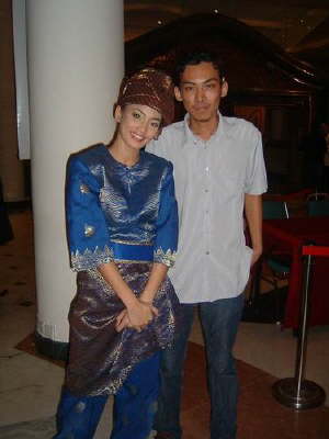 Lagi gambar dengan peminat
