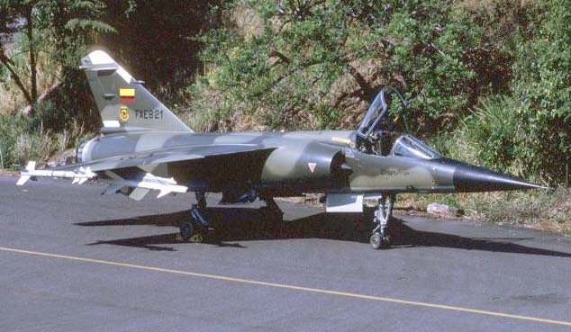 Avin supersnico de Combate: Mirage F.1JA FAE-821