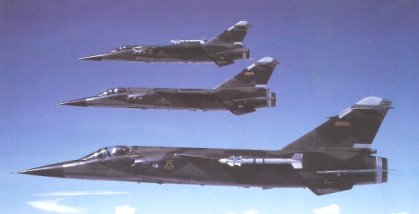 Impresin artstica de una escuadrilla de aviones caza Mirage F.1JA FAE