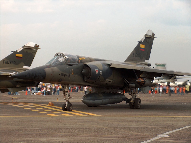 Avin Mirage F.1JA FAE-806 armado con misiles Aire-Aire Python III