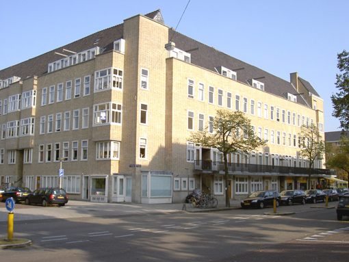 [wide view of Anne Frank's old neighborhood]