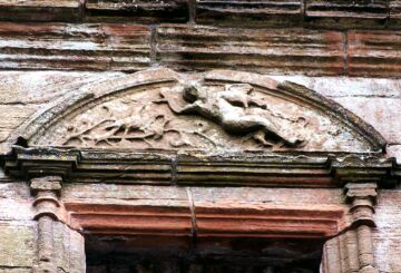 Third-floor tympanum relief, Nithsdale Lodging.