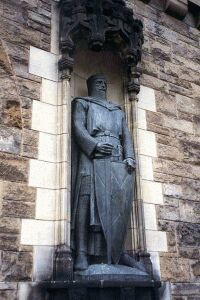 King Robert the Bruce guards the castle entrance with Sir William Wallace.