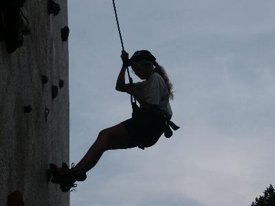 Am Abend war klettern an der Kletterwand der Jugendherberge Lenggries angesagt.