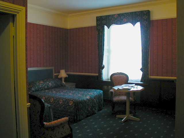 Grand Hotel room
