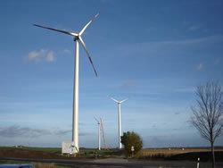 Parco eolico di Alsleben (Sassonia-Anhalt), torre da 80m, generatore GE Wind S 1,5 MW