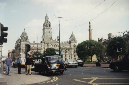 George Square ed il Palazzo Municipale d'architettura italiana