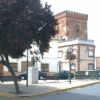 Plaza del Quijote, con el Torre�n al fondo