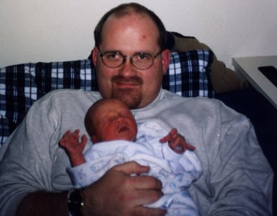 Yet another picure of Daddy and Alex on the sofa.