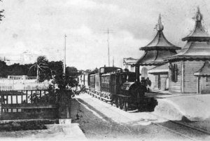 Steam hauled tram at Fleming Station.