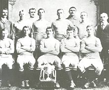 http://upload.wikimedia.org/wikipedia/commons/thumb/f/f4/ManCity1904.jpg/220px-ManCity1904.jpg