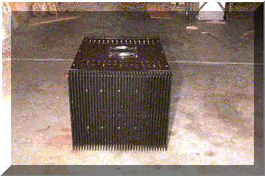 seamp4.jpg (26558 bytes)