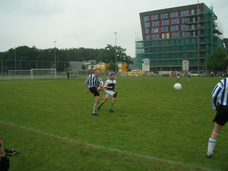 Trap die bal naar vooruh