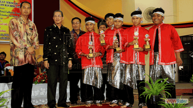 kuching-silat