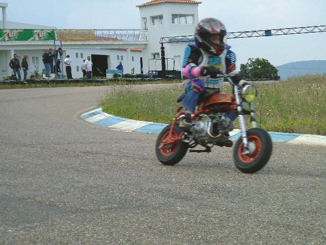 Big D a sa�r de uma curva a fundo