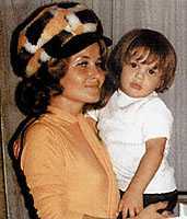 estoyconmami.jpg (6879 bytes)